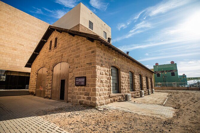 AlUla Old Town Experience - Mudbrick Streets, 10th-Century Castle Views, and Town-Square Energy