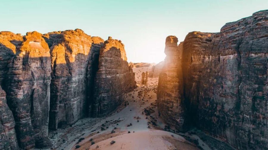 AlUla: Sharaan Nature Reserve - Desert comfort checklist: what to bring (and why)