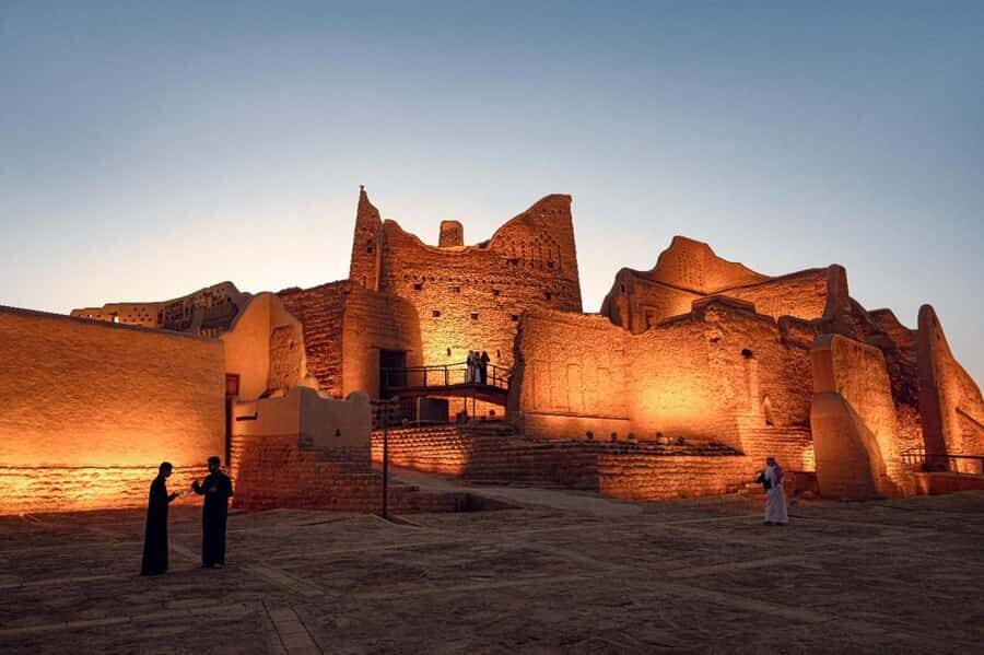 Diryah tour with Dinner - The Saudi Feast + Water-Smoking Demonstration: More Than Food