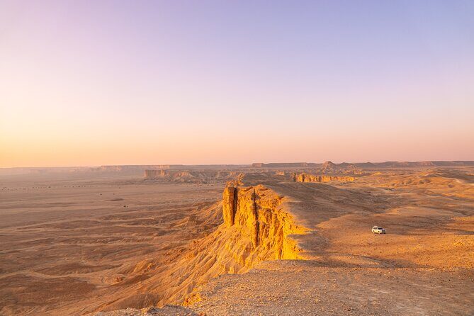 Edge of the World & Keshta in Riyadh - Edge of the World and Keshta: Why This Pairing Works