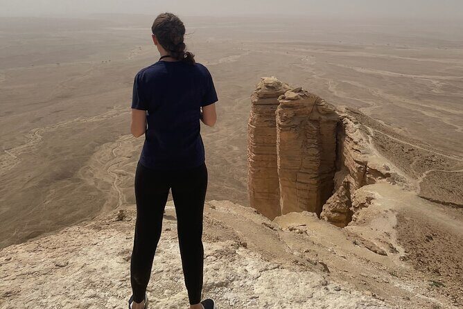 Explore Edge of The World in a Private Trip with Saudi Dinner - Price and value: what $600 for up to six really means
