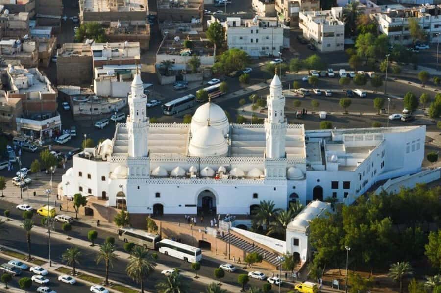Medina Ziyarats ( Visit Holy Places) - Choosing your guide: Arabic/English, and English level changes the experience