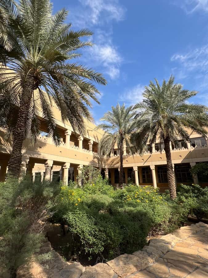 Riyadh: Masmak Fort, Souq AlZal, and Murabba Palace Tour - National Museum Riyadh: artifacts that help you read the country