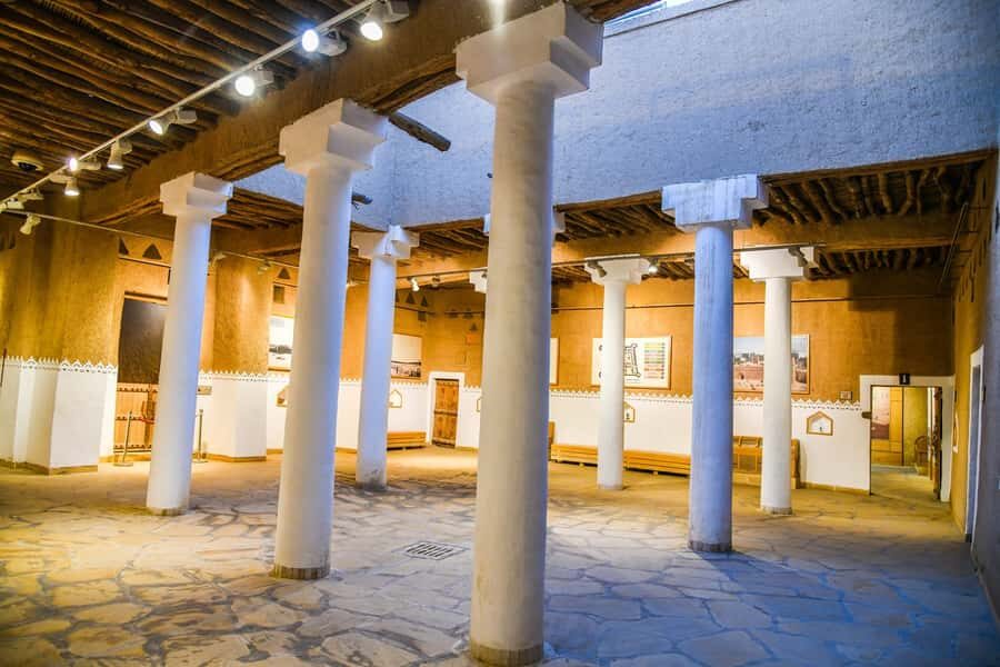 Riyadh: Old Riyadh & Sky Bridge Adventure Tour - A 5-hour sampler of Old Riyadh and the Kingdom Tower