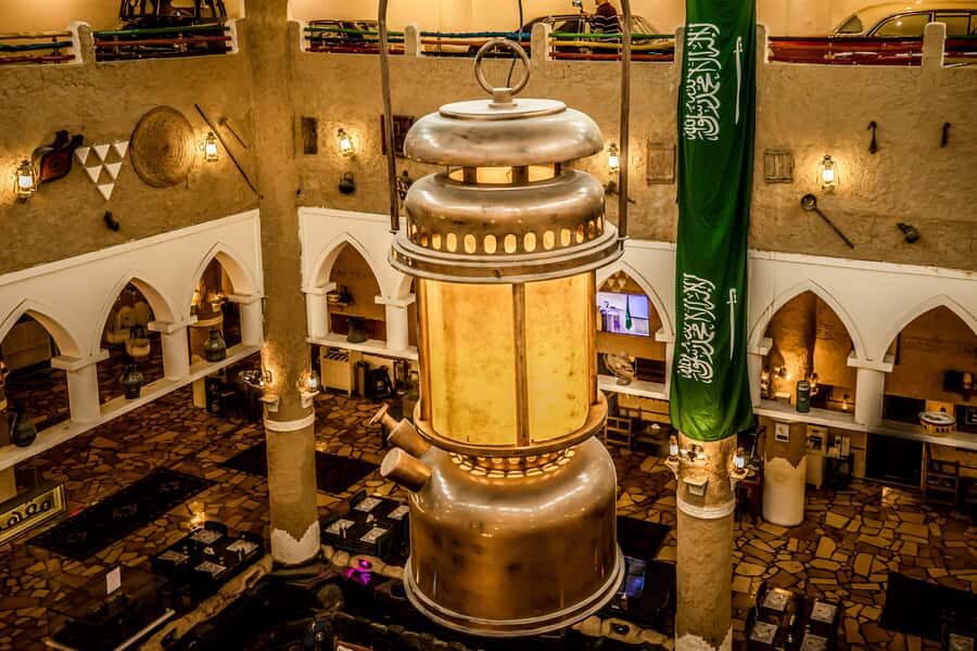 Saudi Arabia Tour from Bahrain including Traditional Meal - Five Hours From Bahrain: How This Cross-Border Day Trip Really Works